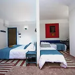 Della Baia Hotell 3*