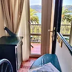 Della Baia Hotell Porto Venere