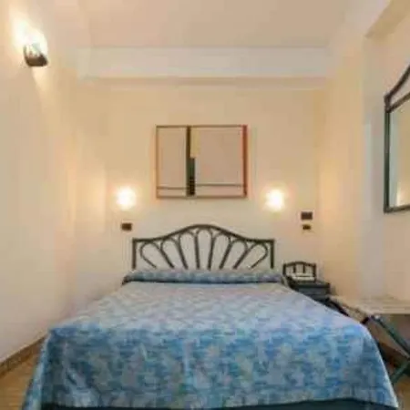 Szálloda Della Baia 3*