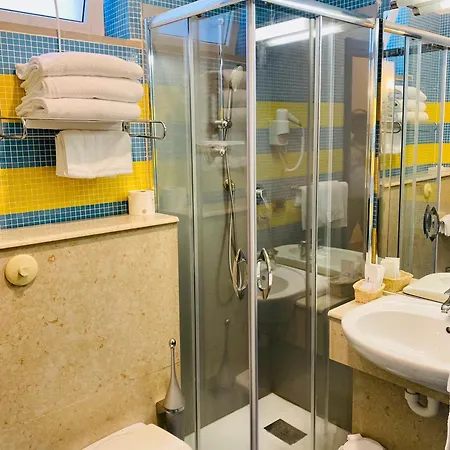 Della Baia Szálloda 3*