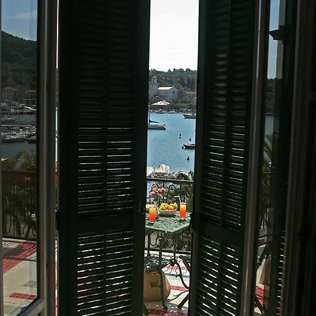 Szálloda Della Baia Porto Venere