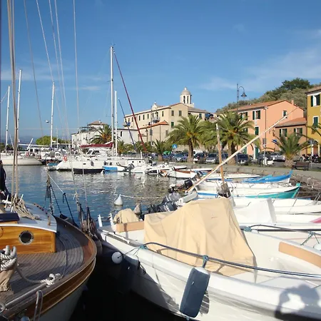 Szálloda Della Baia Porto Venere